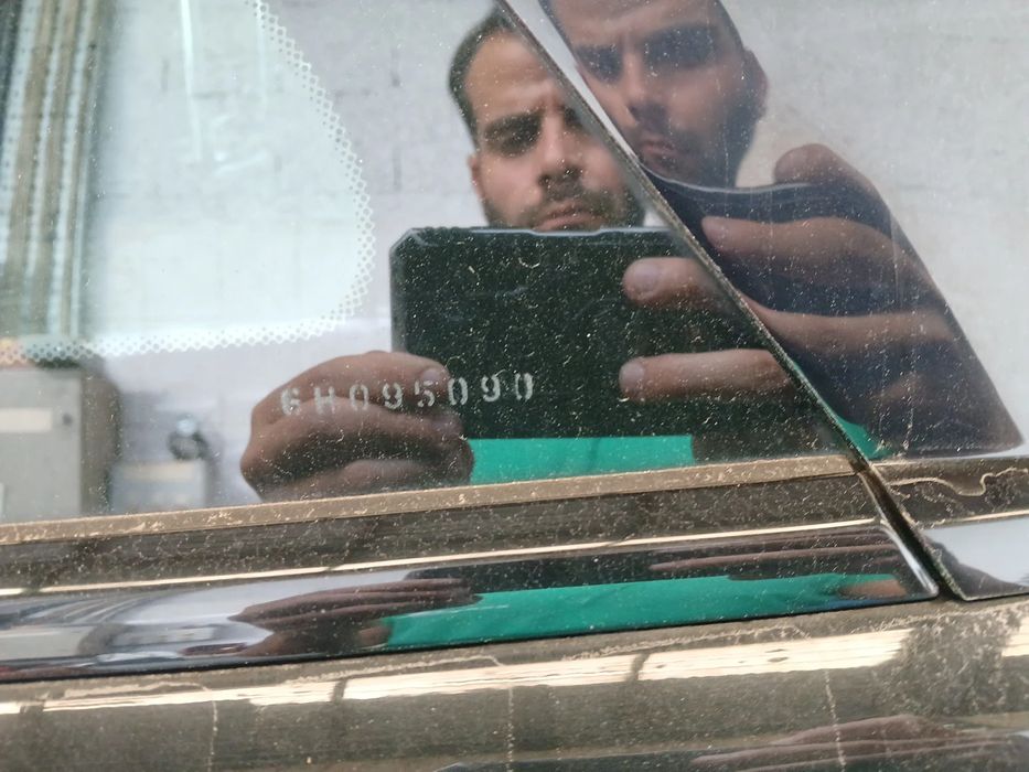 Vidro do painel trás esquerdo LAND ROVER Range Rover Evoque (L538)