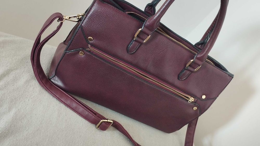 Sprzedam bordową/fioletowa dużą torebkę