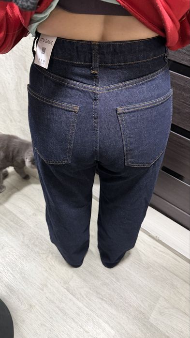 Джинсы прямые