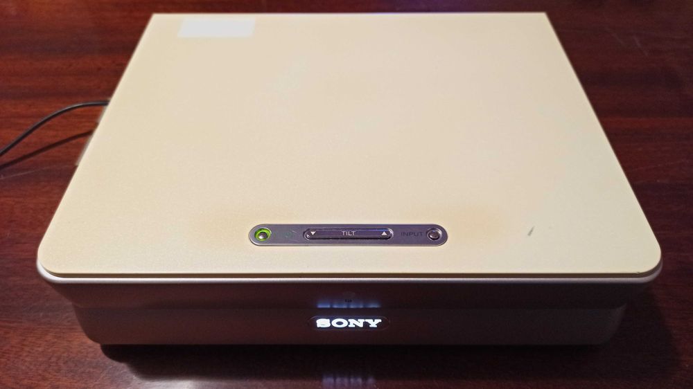 Видеопроектор портативный Sony VPL-EX1 мультимедийный