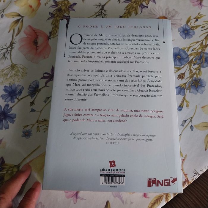 Rainha Vermelha. Portes incluídos