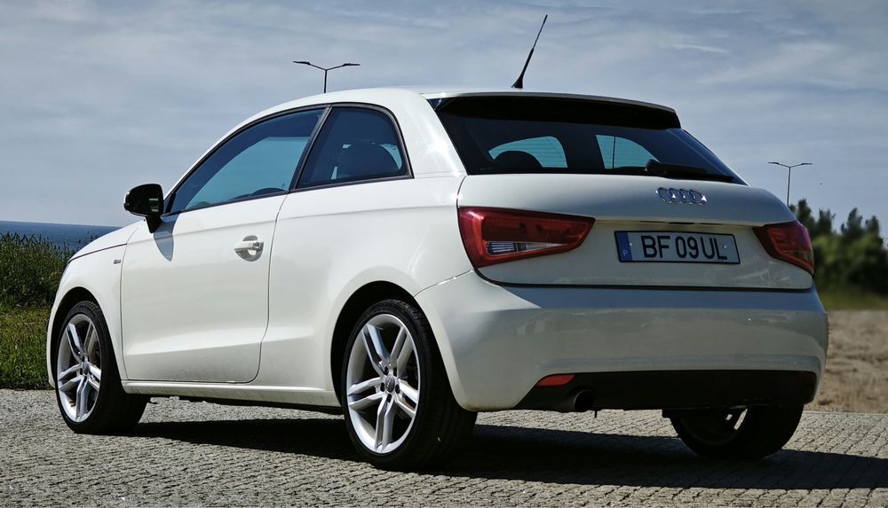 Audi A1 1.6 TDI versao sline