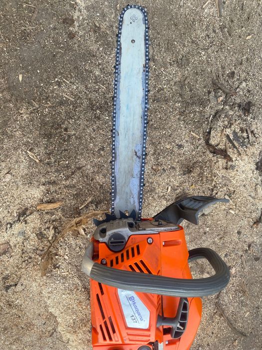 Бензопила husqvarna  137