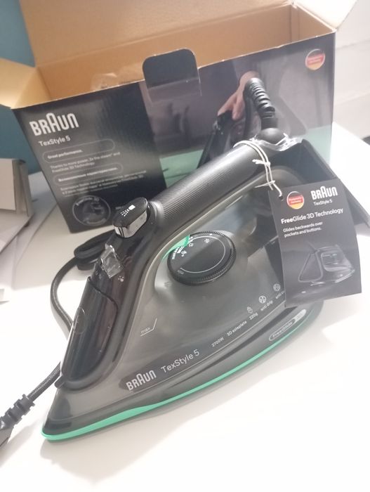 Ferro de engomar Novo, Nunca usado - Braun TexStyle 5