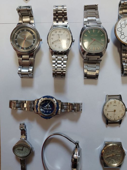 Zegarek. zegarki. Mechaniczny zegarek. Polot. Slava. Pobeda.