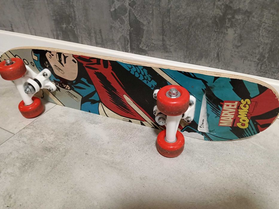 Deskorolka Marvel