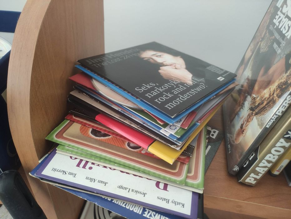 50 płyt DVD z filmami