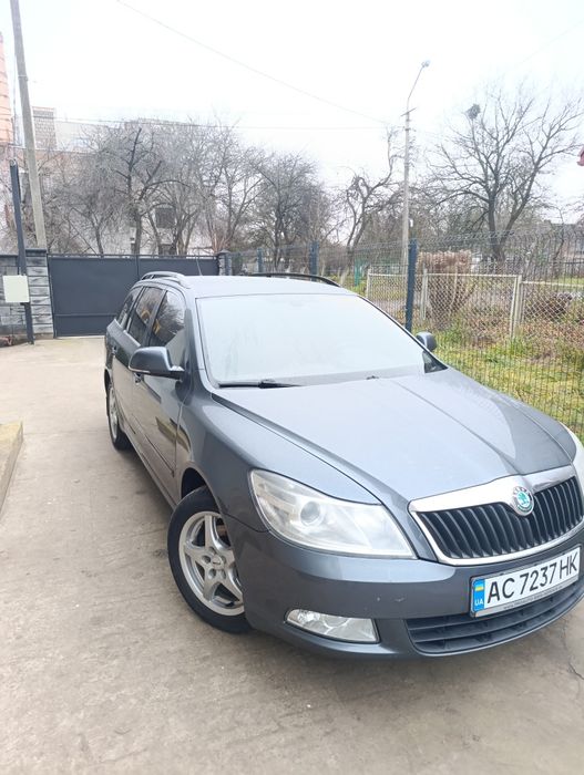 Продам  skoda octavia 2011 року