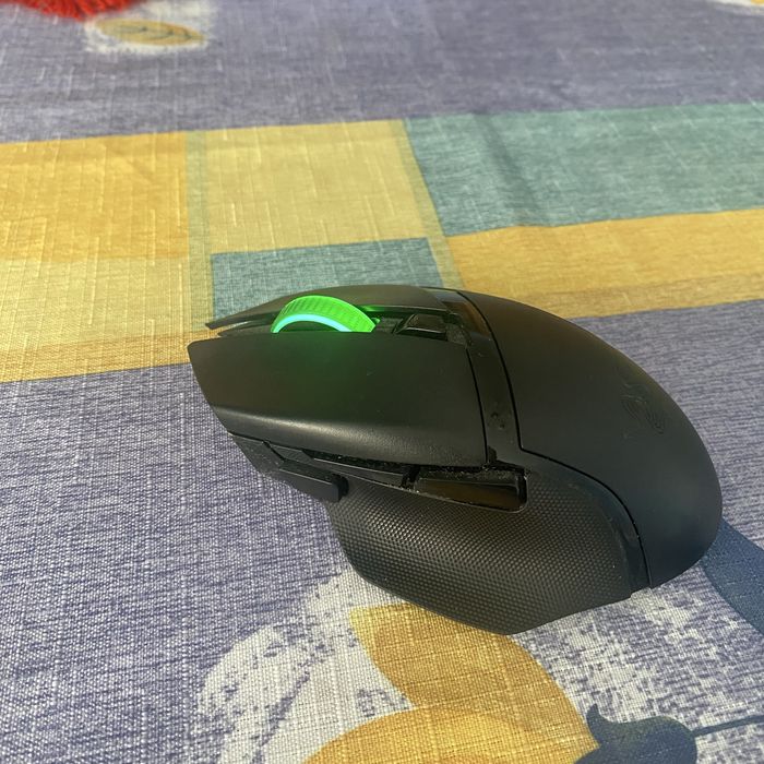 Razer basilisk v3 x hyperspeed
