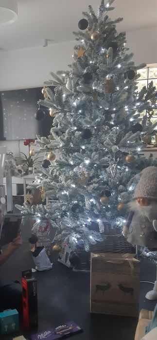 Choinka sztuczna ośnieżona M&S 210 PE Marks&spencer