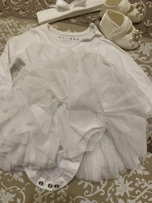 Платье и топачки  0-3 месяца