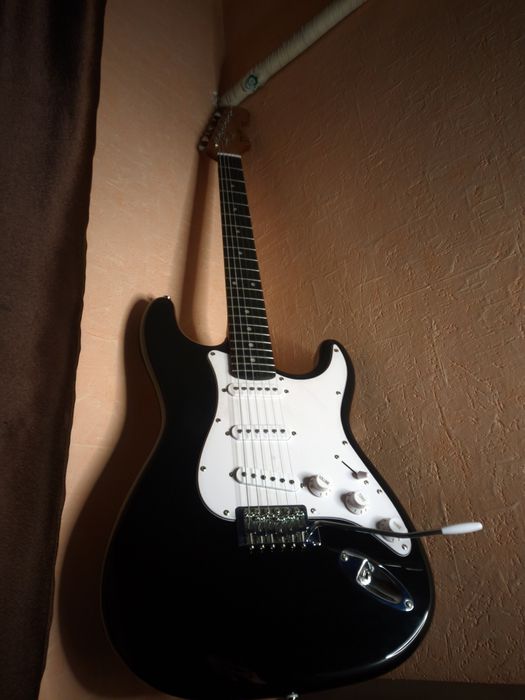 Электрогитара Deviser