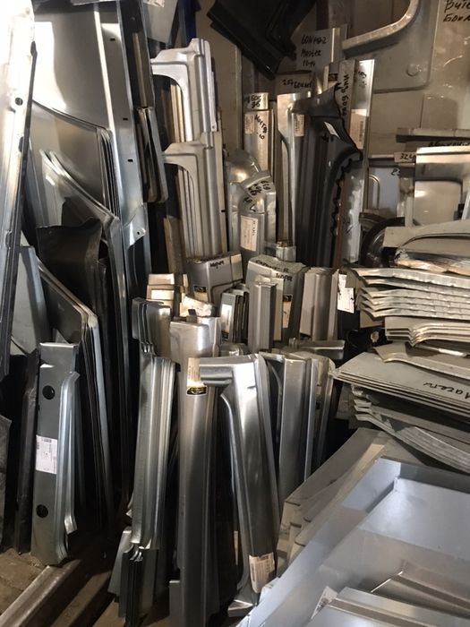 арки пороги mercedes vito,мерседес спринтер,Т-4,опель,форд,крыло зад