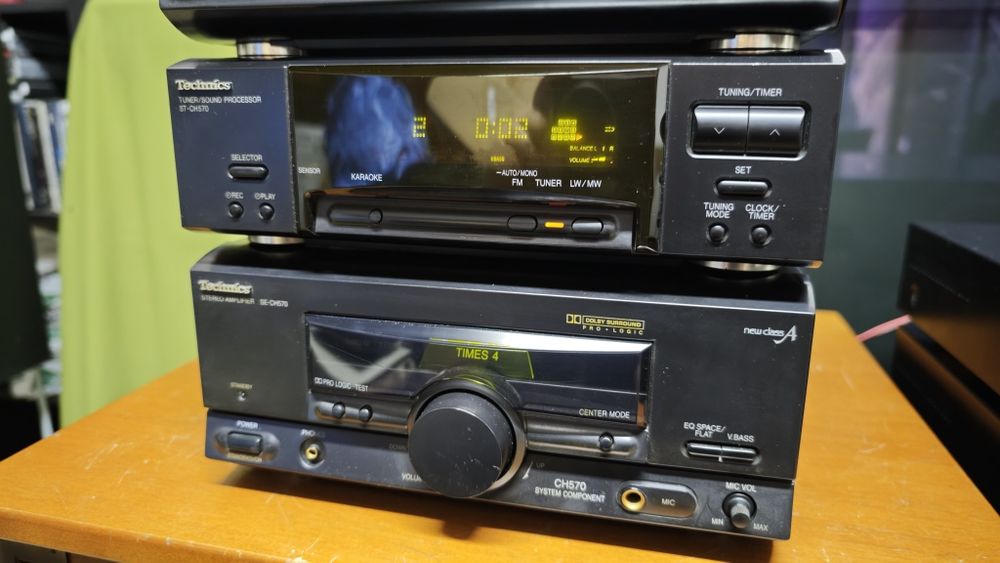 Mini sistema som Technics CH570