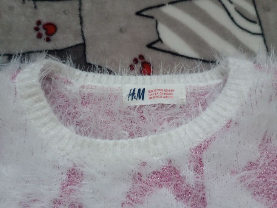 Sweterek H&M włochaty, kudłaty r. 122/128