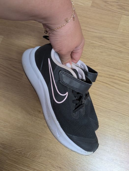 Кросівки nike оригінальні.
