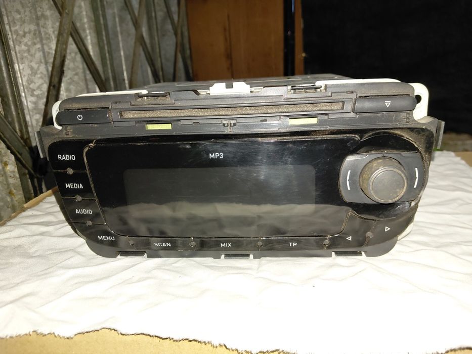 Auto-rádio Original SEAT Ibiza 6J CD MP3 (6J0035153B)