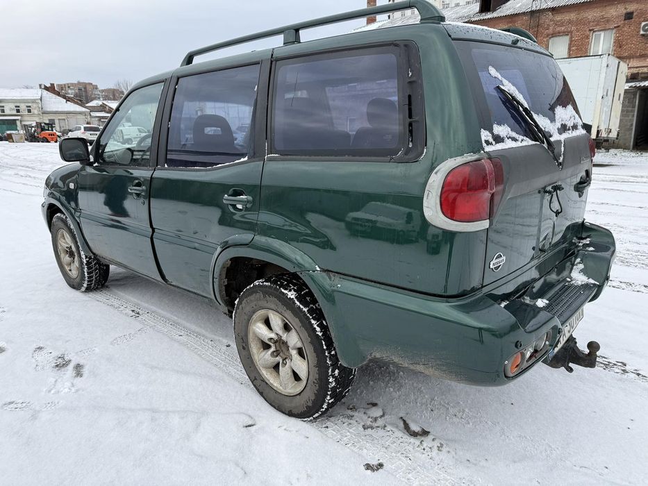 Nissan Terrano 2001рік 2,7дизель повний привід 4х4
