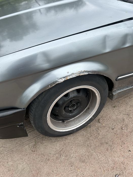 Бмв е30 1987року