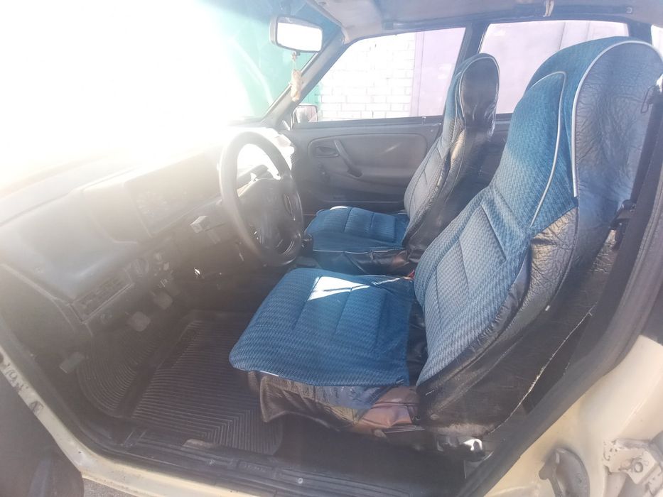 автомобіль ВАЗ 2109
