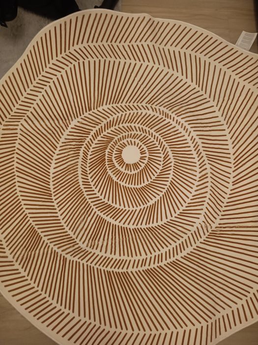 Okrągły dywan 140 cm