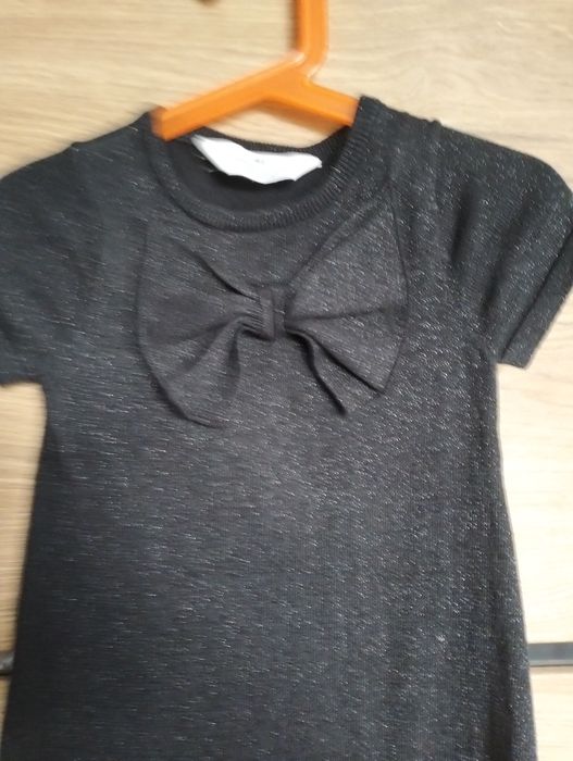 H&M cudna, błyszcząca sukienka czarna dziewczęca, kokardka, r.98/104