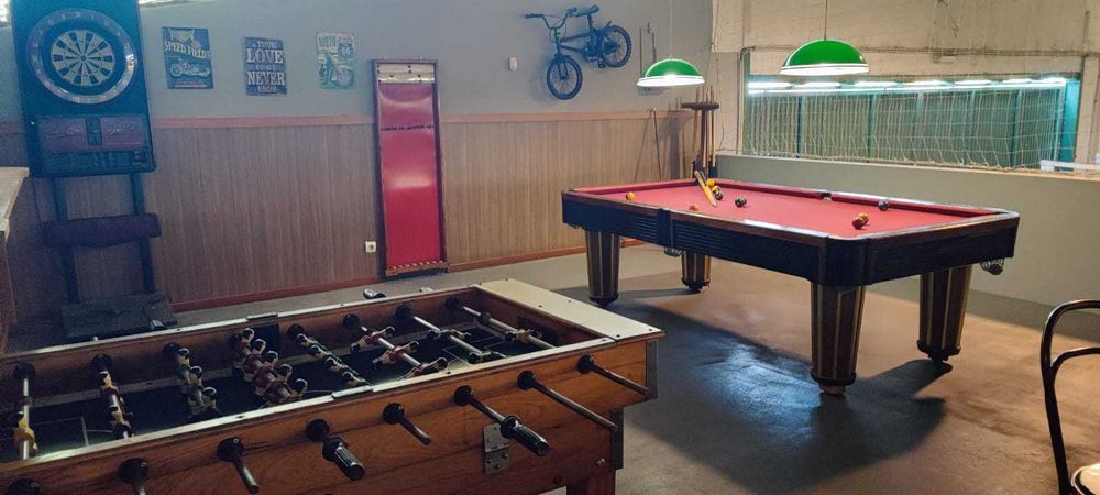 Espaço privado para grupos de jovens e convívios noturnos