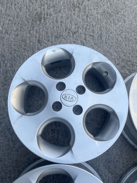 Легкосплавніw диски 4*100R15 Hundai, Kia, Mazda