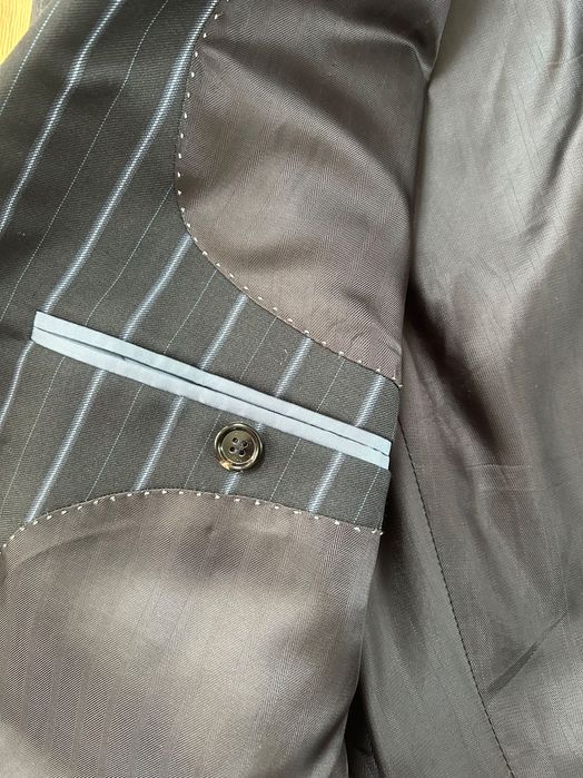 Mega Obniżka 100 % wełna Elegancki garnitur Vistula Lantier granatowy