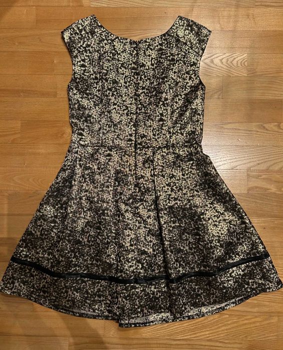 Sukienka balowa Sylwestrowa do kolan złota marki Antall Rozmiar 38