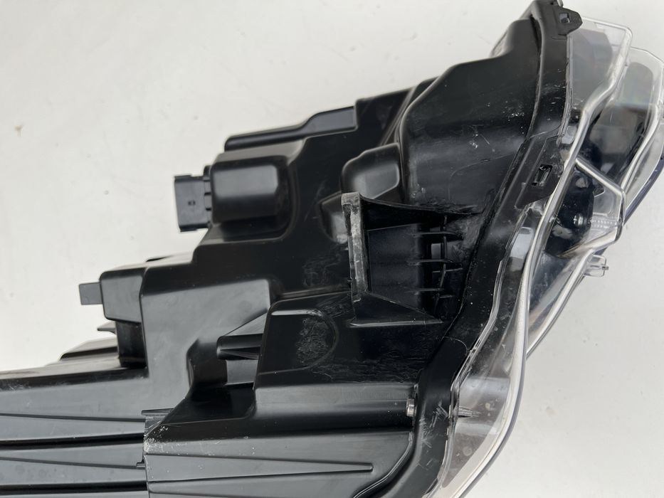 Фара ліва Ford Mustang S650 2024 2025 америка PR3B-13006-LD Base LED