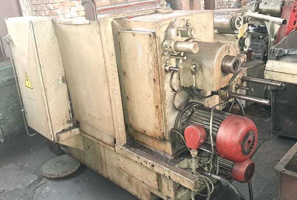 1К341  верстат токарно-револьверний з ручним керуванням