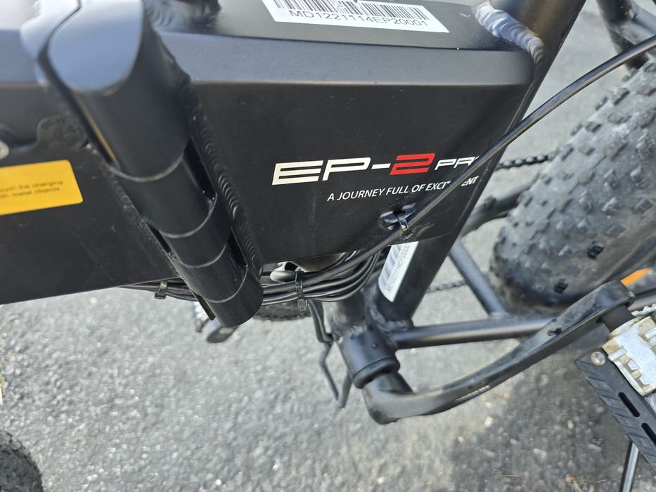 Bicicleta eletrica com 1145km impecavel