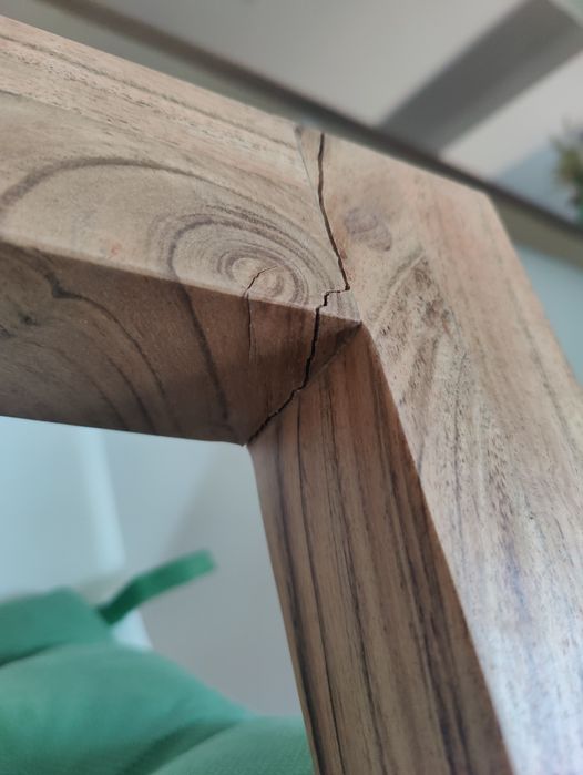Mesa de jantar nova