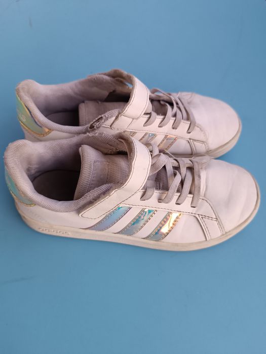 Buty Adidas skóra tęczowe roz.33