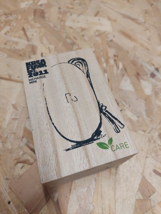 Kreafunk Seria CARE: Powerbank toCHARGE