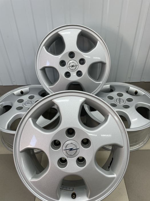 Легкосплавні Диски титани R15 5/110 Opel