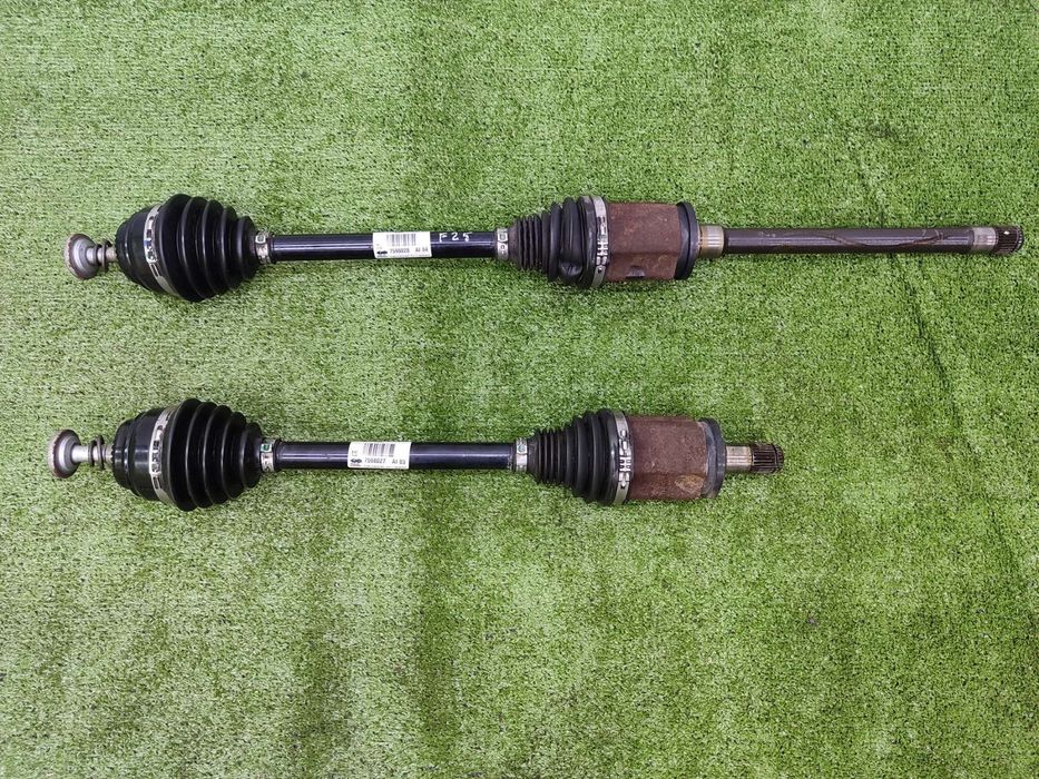 передня полуось Бмв Х3 ф25 привод передній Bmw X3 F25 передний привод
