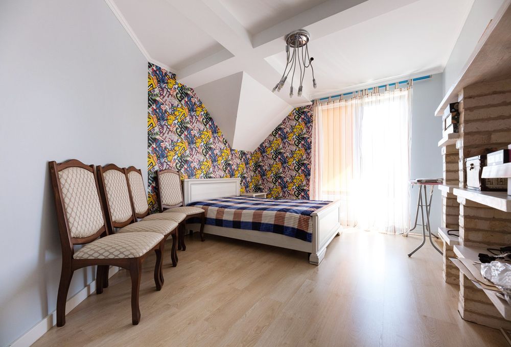 Без% Продається двоповерховий чотирикімнатний будинок дім, Лебедівка.