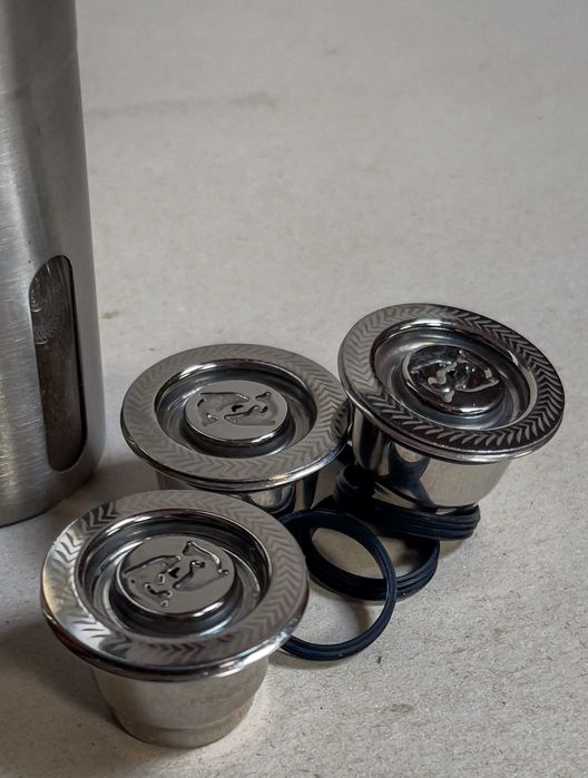 Cápsulas Reutilizáveis + Moinho de Café manual
