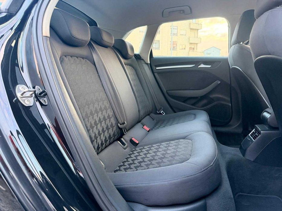 AUDI A3 SPORTBACK 8V S LINE 1.6TDI 110CV S-TRONIC (LOOK RS3)