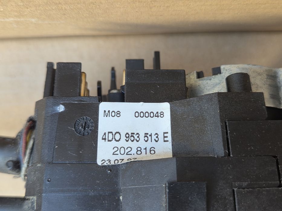 Włącznik swiatel audi a4 b5