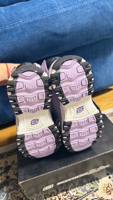 Чоботи ботінки Skechers 30