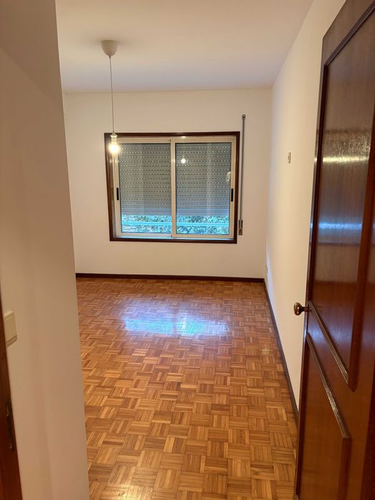 Arrenda-se Apartamento T1