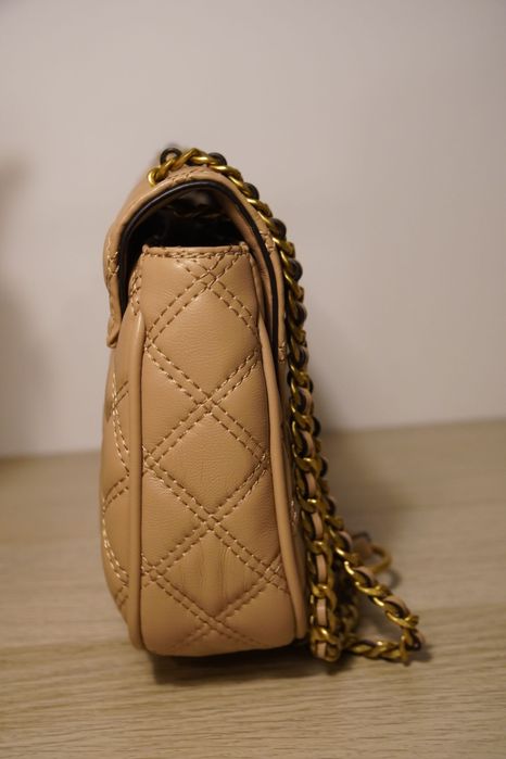 Mala Guess a tiracolo