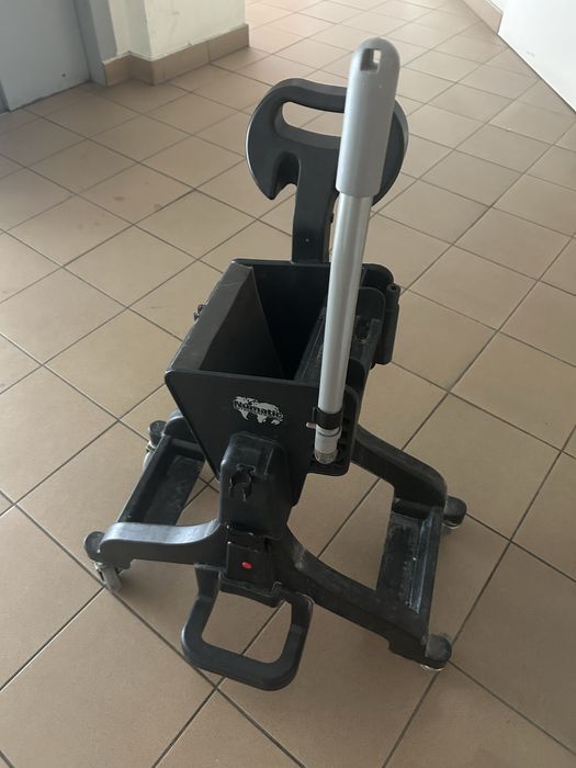 Wózek serwisowy Numatic