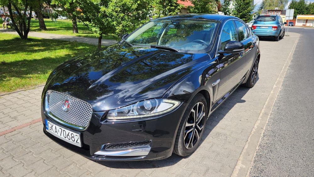 Jaguar XF