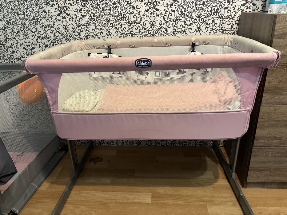 Продам приставне ліжко chicco next2me