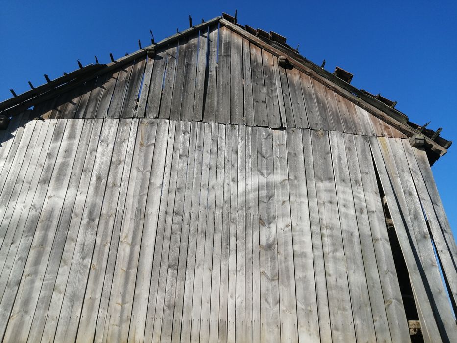 Rozbiórka stodół skup starego drewna stodół szopy wymiana desek