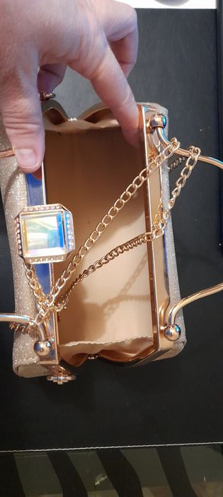 Conjunto mala e sapatos de cerimónia
